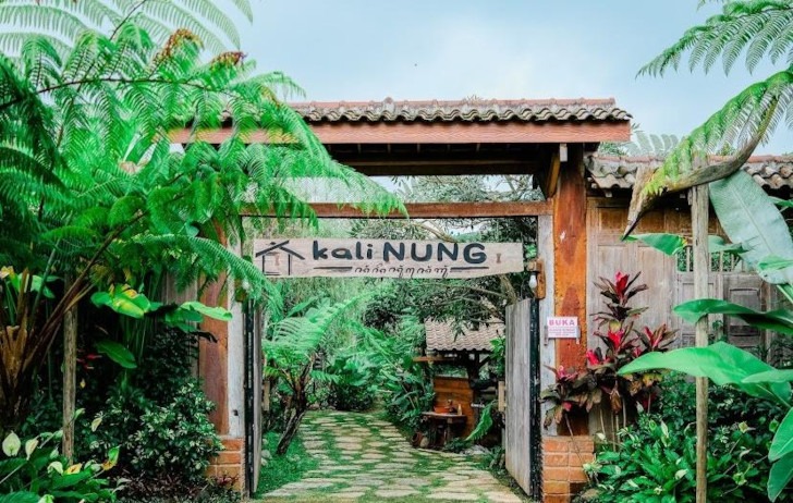 Kalinung Kafe, Resto Bernuansa Retro di Kota Batu Tawarkan Sajian Khas Desa